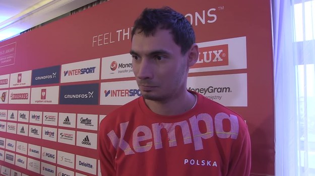 - Francji nie trzeba przedstawiać bo to murowany faworyt. Wygrywa wszystko, jak chce i kiedy chce. Zespół serbski jest w przebudowie. Jest kilku nowych zawodników, kilku odmówiło gry. To będzie niewygodny przeciwnik, tym bardziej że jest to pierwszy mecz w turnieju. Macedonia tez jest trudnym rywalem, którego główną gwiazdą jest Kirył Lazarow z Barcelony. Cała gra będzie na pewno oparta na nim, jeśli będziemy dobrze taktycznie przygotowani, to mamy szansę - ocenił Krzysztof Lijewski miesiąc przed mistrzostwami Europy w piłce ręcznej, które odbędą się w Polsce.