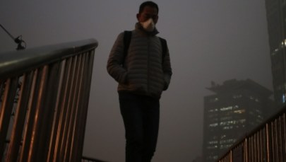 Mieszkańców Pekinu dusi smog. Najgorsza w roku fala zanieczyszczonego powietrza