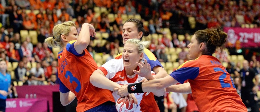 Polskie piłkarki ręczne przegrały w duńskim Herning z Rumunkami 22:31 (8:15) w meczu o brązowy medal mistrzostw świata. W finale Norweżki wygrały z Holenderkami. 