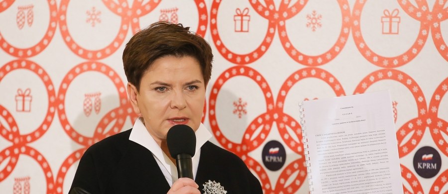 Premier Beata Szydło odpowiadała na Facebooku na pytania nadesłane przez internautów w ramach konsultacji społecznych programu Rodzina 500+. Zapowiedziała, że ma on ruszyć w kwietniu przyszłego roku.