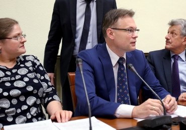 Poprawki PiS ws. wygaszania mandatu sędziego TK przyjęte przez komisję ustawodawczą 