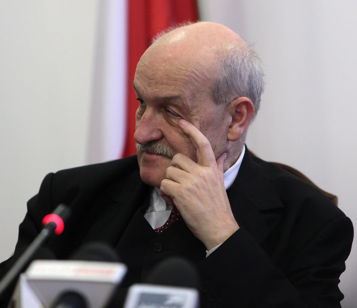 Były prezydent Łodzi Jerzy Kropiwnicki trafi do Rady Polityki Pieniężnej - potwierdził Krzysztof Berenda. Jeszcze dziś Prawo i Sprawiedliwość zgłosi go jako senackiego kandydata do rady - przyznał naszemu dziennikarzowi marszałek Senatu Stanisław Karczewski.