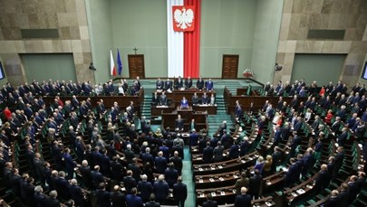 Gorący spór w Sejmie o nowelę o TK. Pawłowicz do posłów PO: Tak smakuje bycie w opozycji