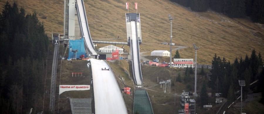 W poniedziałek kwalifikacjami w Oberstdorfie rozpocznie się 64. narciarski Turniej Czterech Skoczni. Faworytem jest świetnie spisujący się w tym sezonie Słoweniec Peter Prevc. W odmiennych nastrojach do zawodów przystąpią Polacy, którzy do tej pory rozczarowywali.
