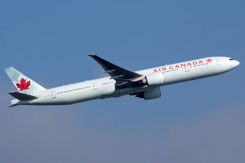 Pilot bez ważnej licencji przez 17 lat. Skandal w Air Canada