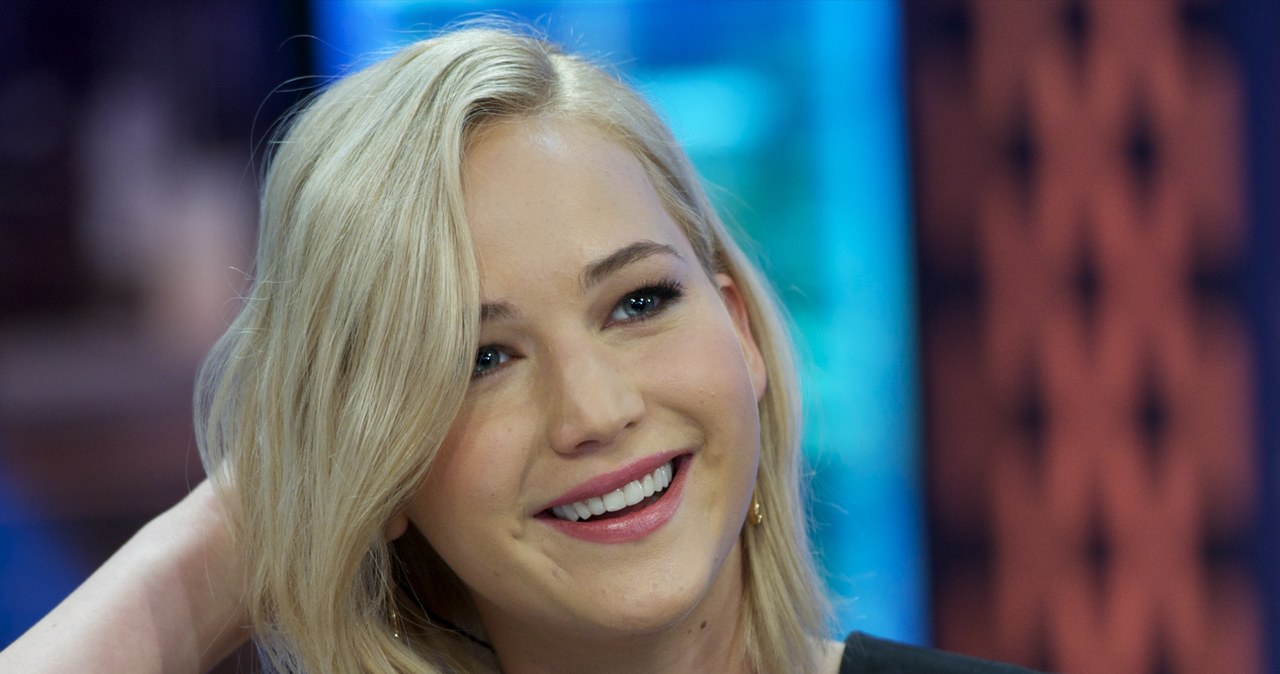 Jennifer Lawrence jest wielką fanką Billa Murray’a. Od dłuższego czasu wypytywała o niego swego kolegę z planu "Igrzysk śmierci" i przyjaciela aktora, Woody’ego Harrelsona. Jak się okazało, gwiazdor "Między słowami" bardzo chce z nią pracować.