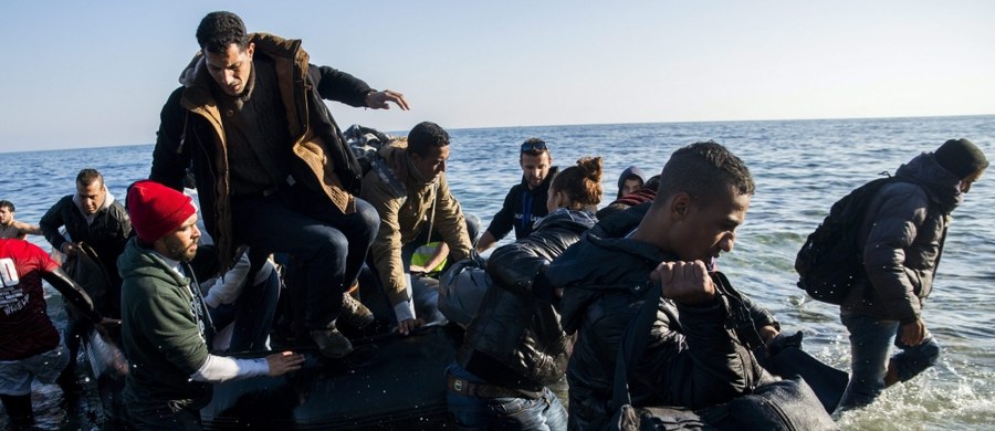 Turecka straż przybrzeżna uratowała 57 imigrantów, którzy usiłowali dostać się od strony Turcji na grecką wyspę Lesbos na Morzu Egejskim - podaje agencja informacyjna Anatolia.