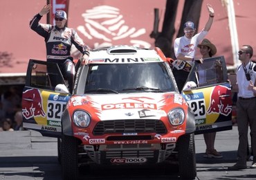 Rajd Dakar: Adam Małysz 15., Sebastien Loeb liderem