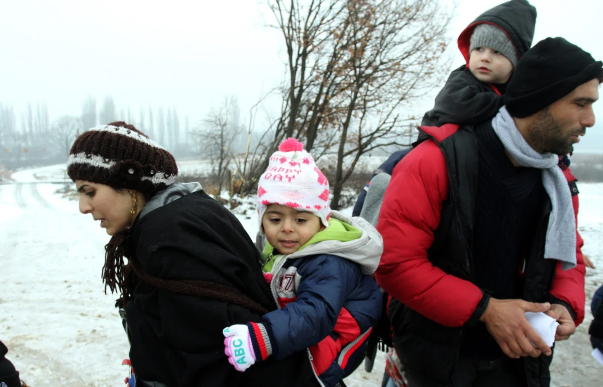 Syryjski uchodźca pozwalał przemytnikom gwałcić swoją żona. Miała to być zapłata za przewiezienie rodziny do bezpiecznego miejsca w Europie – pisze „The Independent”