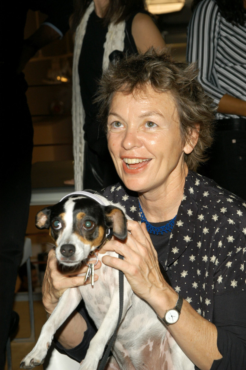 Laurie Anderson słynie ze swoich niekonwencjonalnych pomysłów. Tym razem artystka zagrała koncert dla psów i ich właścicieli. 