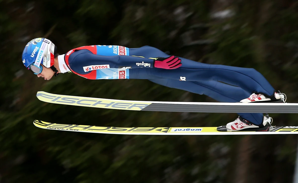 Zawodnicy kadry "B" Jakub Wolny, Andrzej Stękała, Maciej Kot i Stefan Hula wystąpią w drużynowym konkursie Pucharu Świata w skokach narciarskich w niemieckim Willingen.