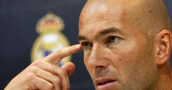 Trener Realu Madryt Zinedine Zidane zapewnił, że Portugalczyk Cristiano Ronaldo nie odejdzie z drużyny, bo "nie jest na sprzedaż". Francuz zadebiutuje w roli szkoleniowca w sobotę w meczu ekstraklasy z Deportivo La Coruna na Santiago Bernabeu.
