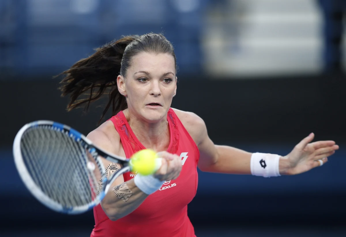 Rozstawiona z numerem jeden Agnieszka Radwańska pokonała Amerykankę Alison Riske 6:3, 6:2 w finale turnieju w chińskim Shenzen. 
