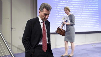 Komisarz Oettinger upomniany za słowa dotyczące Polski