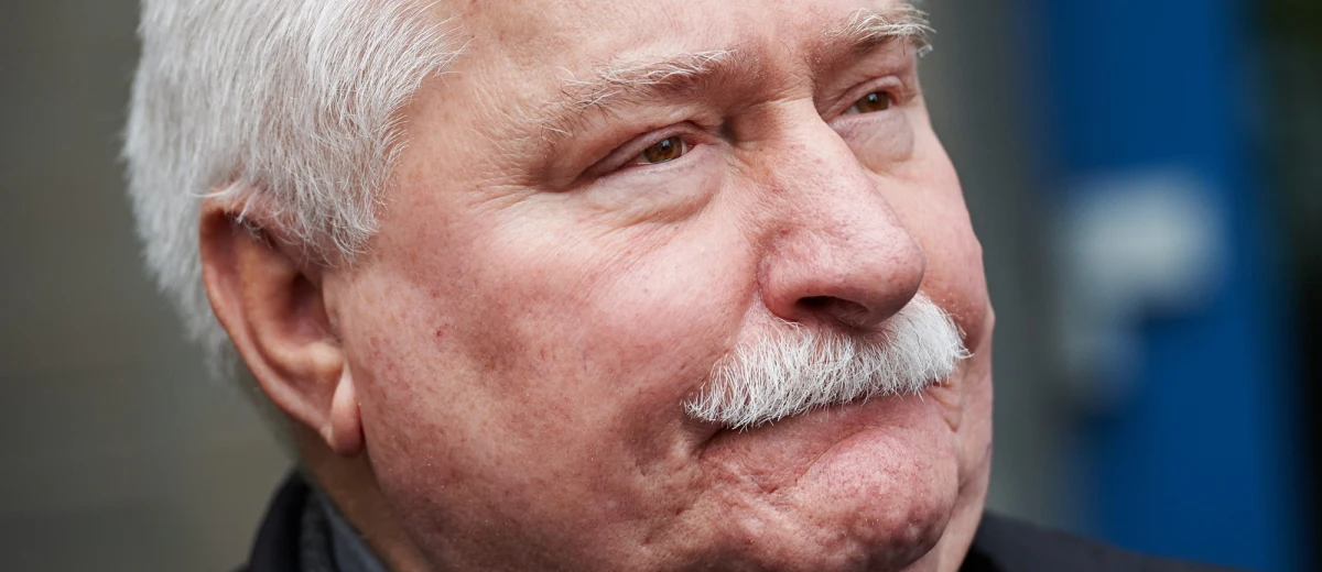 Instytut Pamięci Narodowej wydał oświadczenie w sprawie apelu Lechy Wałęsy. Były prezydent wyszedł z propozycją zorganizowania spotkania z osobami, które zarzucają mu współpracę ze służbami bezpieczeństwa PRL. IPN odpowiedział na tę prośbę pozytywnie. 