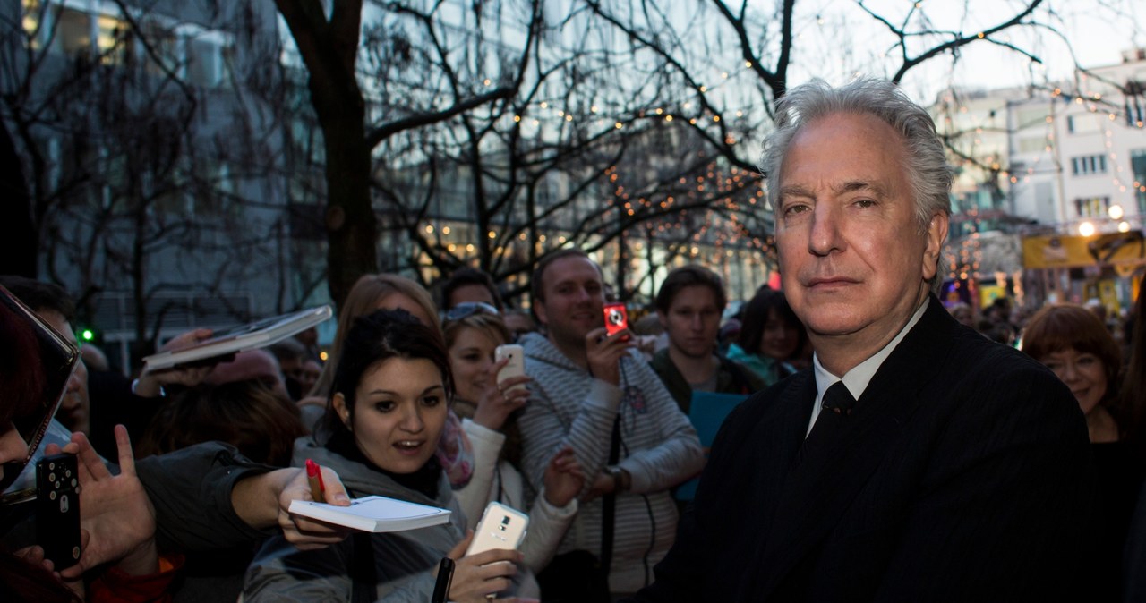 14 stycznia walkę z rakiem przegrał Alan Rickman, jeden z najpopularniejszych i najbardziej lubianych aktorów brytyjskich. Jego śmierć spotkała się z natychmiastową reakcją fanów na całym świecie. Słowa żalu i uznania dla niego wyrazili także inni twórcy filmowi.