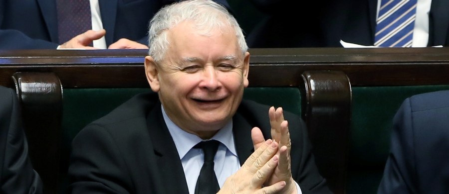 Prezes PiS Jarosław Kaczyński zasugerował podczas wyjazdowego klubu PiS, że w Sejmie mogą być powołane komisje śledcze m.in. dotyczące afery podsłuchowej. Mówił też o możliwych zmianach w ordynacji wyborczej - dowiedziała się PAP od polityków z kierownictwa partii.