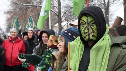 Przez Warszawę przeszły postaci z Tolkiena. "Marsz entów" w obronie Puszczy Białowieskiej