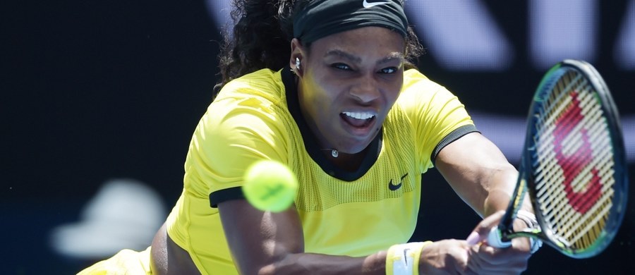 Rozstawiona z "jedynką" Serena Williams pokonała włoską tenisistkę Camilę Giorgi 6:4, 7:5 w pierwszej rundzie turnieju Australian Open. Broniąca tytułu Amerykanka walczy o siódmy triumf w wielkoszlemowej imprezie w Melbourne.