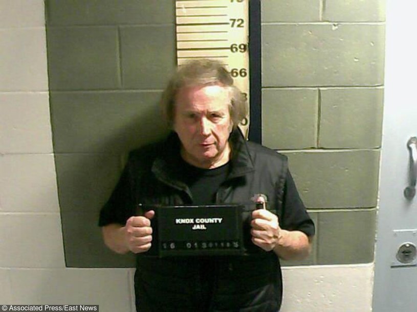 Znany z przeboju "American Pie" wokalista i kompozytor Don McLean trafił do aresztu w związku z zarzutem przemocy domowej.