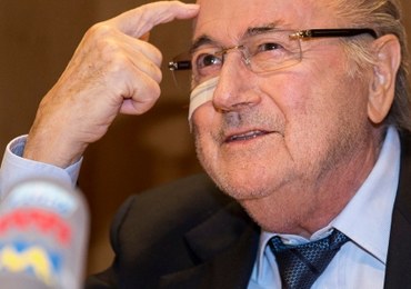 Afera FIFA: Zawieszony Blatter nadal dostaje wynagrodzenie