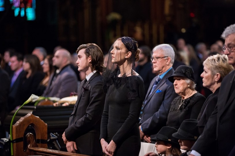 Jednym z najbardziej wzruszających momentów pogrzebu Rene Angelila, męża i długoletniego menedżera Celine Dion, było przemówienie ich niespełna 15-letniego syna Rene-Charles'a Dion.
