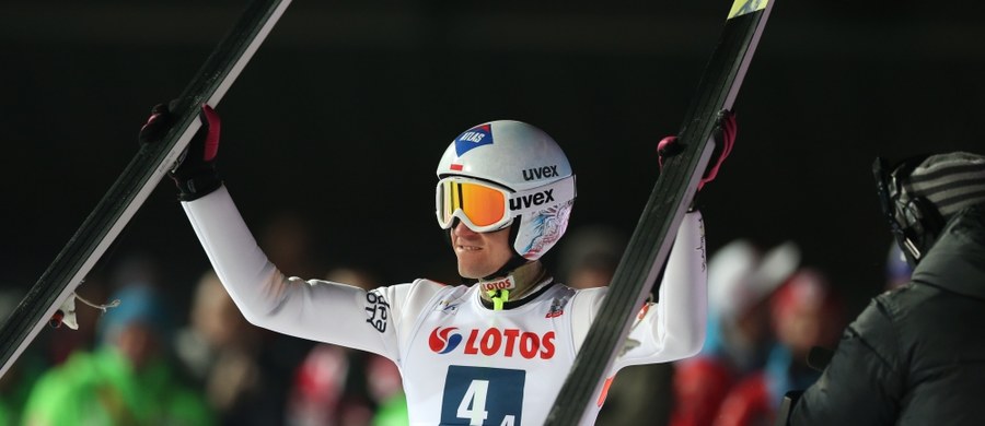 Polska zajęła trzecie miejsce w konkursie drużynowego Pucharu Świata w skokach narciarskich w Zakopanem. Zwyciężyła Norwegia, a tuż za nią uplasowała się Austria. 