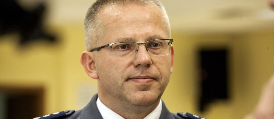 Dymisja wiceszefa policji. Jak dowiedzieli się reporterzy RMF FM, nadinspektor Cezary Popławski złożył rezygnację z funkcji zastępcy Komendanta Głównego Policji.
