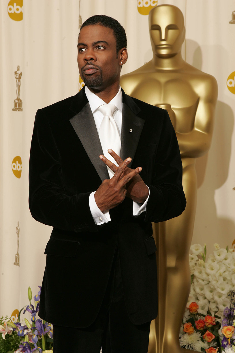 Rzeczniczka prasowa Oscarów, Leslie Sloane, zdementowała informacje, jakoby prowadzący galę Chris Rock miał zmienić swoje inauguracyjne przemówienie z uwagi na kontrowersje wokół braku nominacji dla czarnoskórych aktorów.