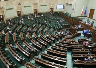 20 mln zł z budżetu dla szkoły o. Rydzyka? PiS wycofał poprawkę z budżetu