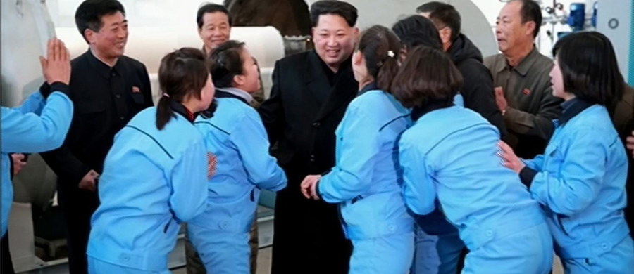 Na początku stycznia Korea Północna mogła przeprowadzić test komponentów bomby wodorowej - poinformowała stacja telewizyjna CNN, powołując się na anonimowego urzędnika administracji waszyngtońskiej. Korea Północna ogłosiła 6 stycznia, że przeprowadziła udaną próbę zminiaturyzowanej bomby wodorowej.