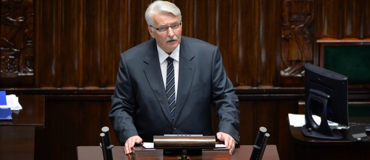 "Nowy rząd będzie prowadził politykę "odważną i realistyczną, a nade wszystko skuteczną" - zapowiedział w sejmowym expose szef MSZ Witold Waszczykowski. Polska dyplomacja musi aktywnie i podmiotowo kształtować politykę UE i NATO - dodał. W wystąpieniu przed Sejmem Waszczykowski przedstawił posłom informację o zadaniach polskiej polityki zagranicznej w 2016 r. Po wystąpieniu ministra trwa debata z udziałem przedstawicieli wszystkich klubów parlamentarnych. 
