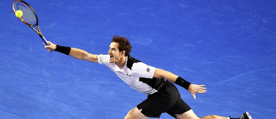 Andy Murray pokonał w półfinale Australian Open Milosa Raonica 4:6, 7:5, 6:7 (4-7), 6:4, 6:2. W niedzielę w finale wielkoszlemowego turnieju Brytyjczyk zmierzy się z Serbem Novakiem Djokovicem.
