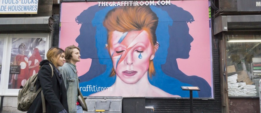 Zmarły niedawno brytyjski muzyk, piosenkarz rockowy i aktor David Bowie  chciał aby jego prochy rozsypać na indonezyjskiej wyspie Bali - wynika z jego testamentu, który złożono w piątek w sądzie w Nowym Jorku.