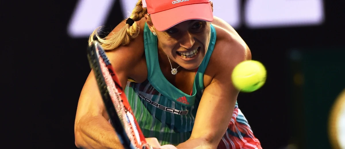 Zwycięstwo Angelique Kerber nad liderką rankingu WTA Sereną Williams podczas finału Australian Open zaskoczyło cały świat. Dla Niemki polskiego pochodzenia było to pierwsza trofeum wielkoszlemowego turnieju w karierze. Co ciekawe, Kerber na co dzień mieszka i trenuje w polskim Puszczykowie. 