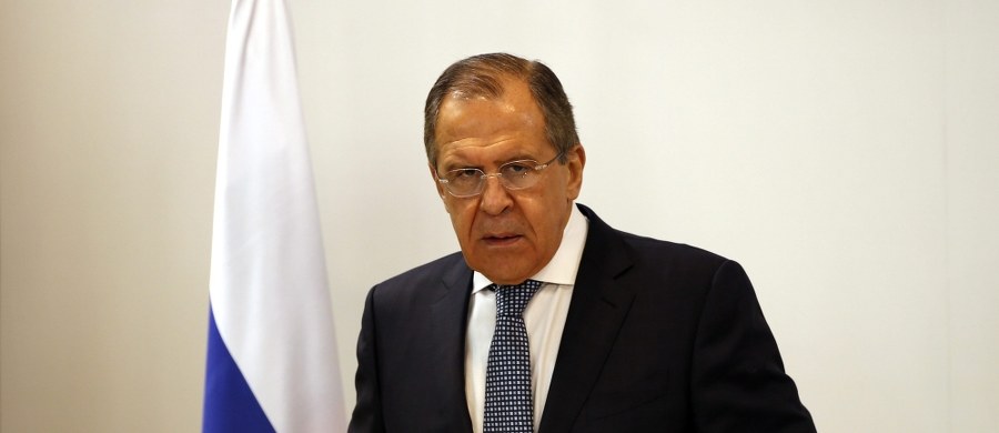 Listę pięciu obywateli Stanów Zjednoczonych, którym zakazano wjazdu do Rosji, opublikowało Ministerstwo Spraw Zagranicznych w Moskwie. Według Kremla mają oni związek z legalizacją i stosowaniem tortur oraz przetrzymywaniem więźniów. Listę otwiera nazwisko byłego ministra sprawiedliwości USA Alberto Gonzalesa. 