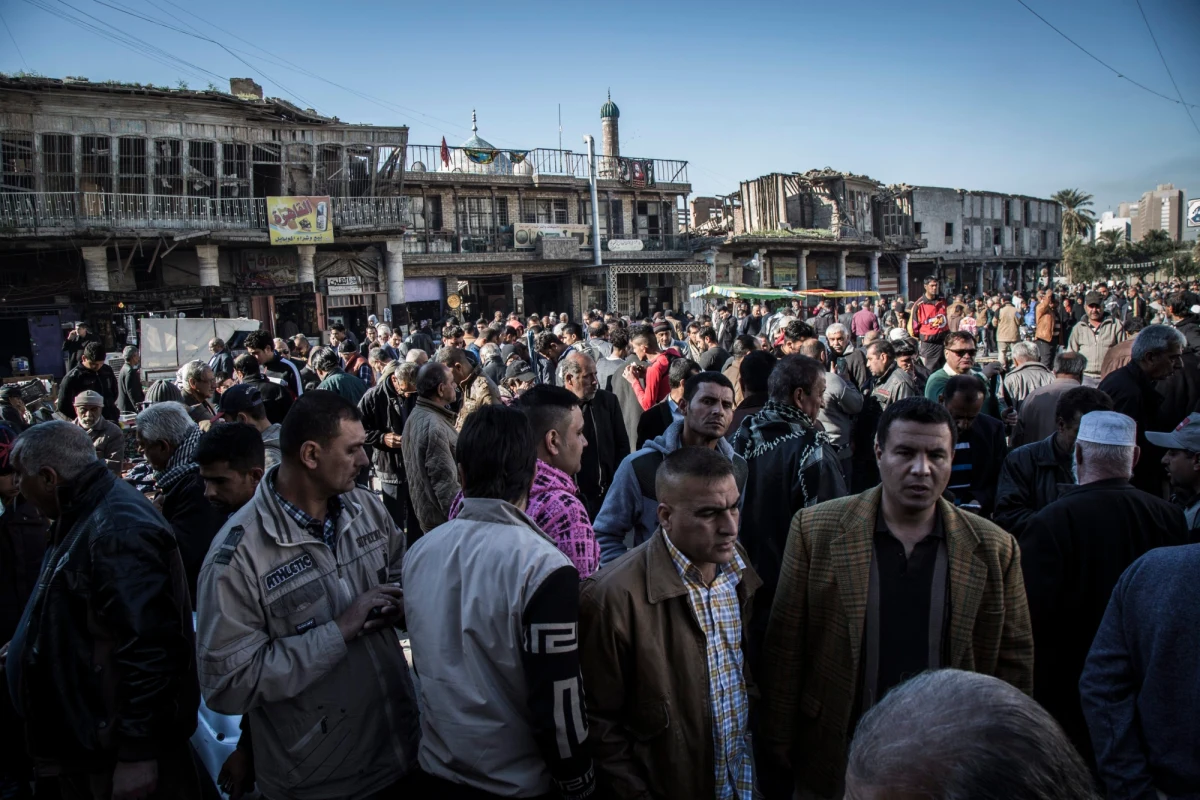 Premier Iraku Hajder al-Abadi odrzucił zapowiedzianą przez siły bezpieczeństwa budowę wokół Bagdadu muru, który miałby chronić miasto przed atakami dżihadystów z Państwa Islamskiego (IS). "Bagdad jest stolicą wszystkich Irakijczyków. Nie może być muru (...) który by to miasto izolował, bądź uniemożliwiał dostanie się do niego innych cywilów" - podkreślił Abadi w oświadczeniu.