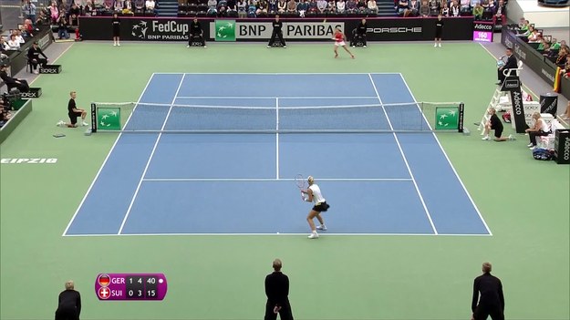 Niemcy remisują ze Szwajcarią 1-1 w 1. rundzie Grupy Światowej Pucharu Federacji. Angelique Kerber - Timea Bacsinszky 6:1, 6:3; Andrea Petkovic - Belinda Bencic 3:6, 4:6.