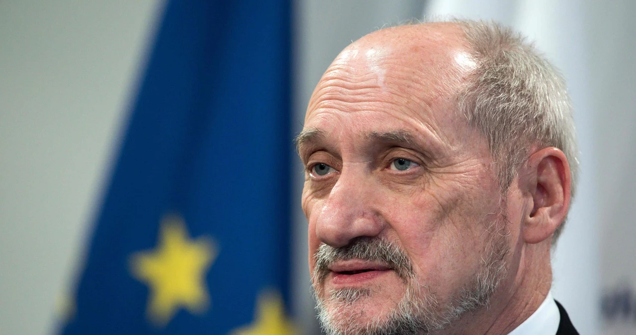 Szef MON Antoni Macierewicz