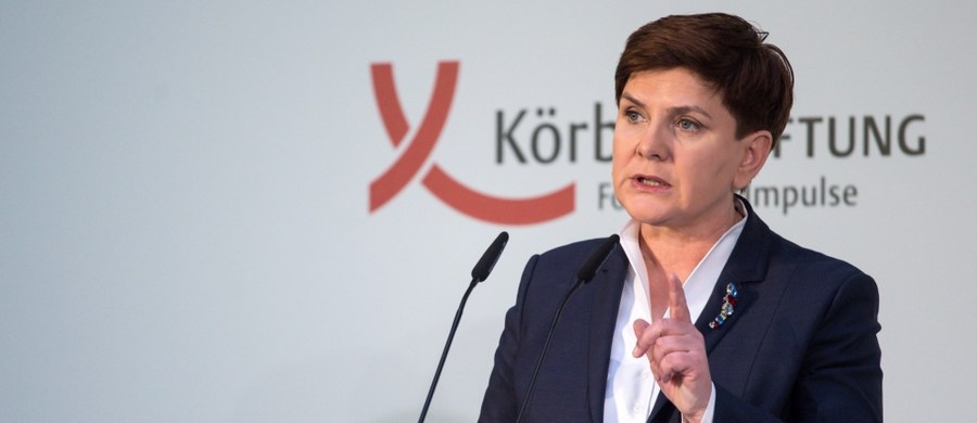 W poniedziałek premier Beata Szydło uda się do Pragi na spotkanie liderów Grupy Wyszehradzkiej. Państwa V4 mają wypracować wspólne stanowisko m.in. w sprawie negocjacji UE z Londynem i kwestii migracji.