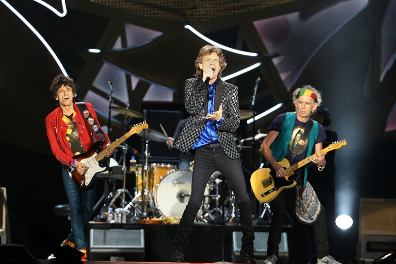 Sztab ochrony członków The Rolling Stones zwiększył środki ostrożności po tym, jak po koncercie zespołu w Argentynie człowiek pracujący przy organizacji ich występu został zastrzelony. 