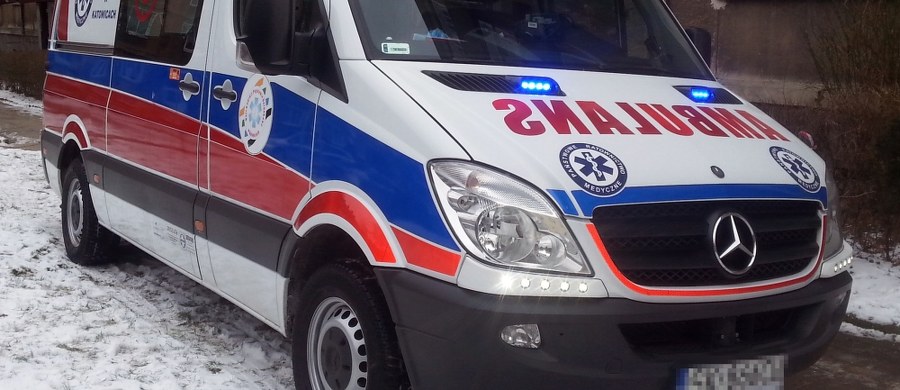 Kto pierwszy zejdzie z 8. piętra bloku po balkonach? Taki zakład o mało nie skończył się tragicznie. 20-latek z Gliwic spadł z 8. piętra. Na szczęście przeżył. 