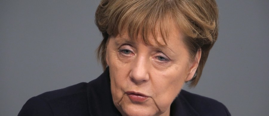 Kanclerz Niemiec Angela Merkel opowiedziała się w Bundestagu w przeddzień szczytu UE za kontynuowaniem dotychczasowej polityki migracyjnej - opartej na współpracy z Turcją, która ma poprawić ochronę granicy zewnętrznej Unii i ograniczyć liczbę uchodźców.