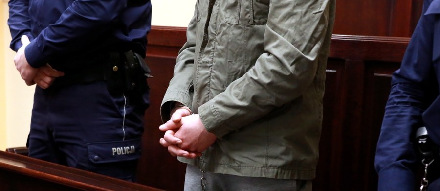 Krakowski Sąd Apelacyjny utrzymał w mocy wyrok 25 lat pozbawienia wolności dla 22-letniego Józefa C., oskarżonego o zabójstwo 16-letniego gimnazjalisty z Zębu. Informację przekazał rzecznik sądu sędzia Wojciech Dziuban. Wyrok jest prawomocny.