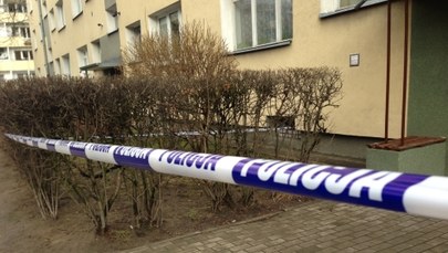 Zakrwawiony mężczyzna przyszedł na policję w Warszawie. Powiedział, że zabił kobietę