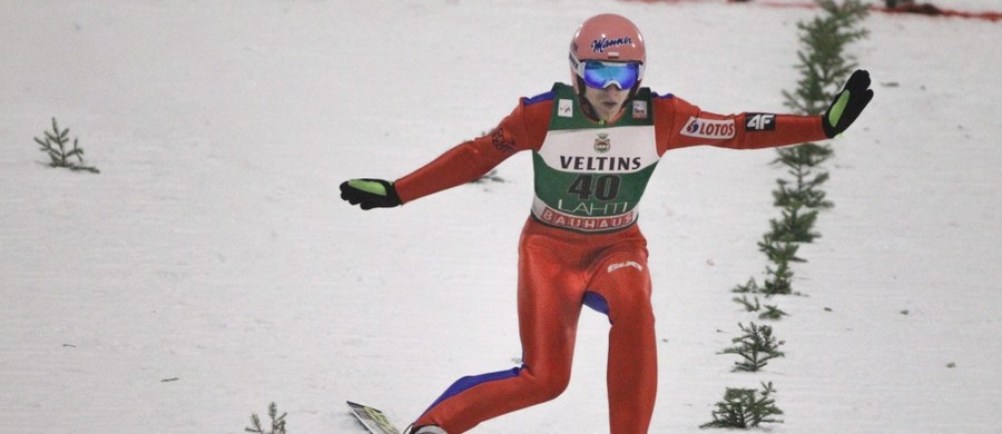 Dawid Kubacki zajął 11. miejsce w niedzielnym konkursie Pucharu Świata w skokach narciarskich w fińskim Lahti. Zwyciężył Austriak Michael Hayboeck. Drugi był Niemiec Karl Geiger, a trzeci Japończyk Taku Takeuchi. Klemens Murańka uplasował się na 28., a Stefan Hula 30. miejscu.