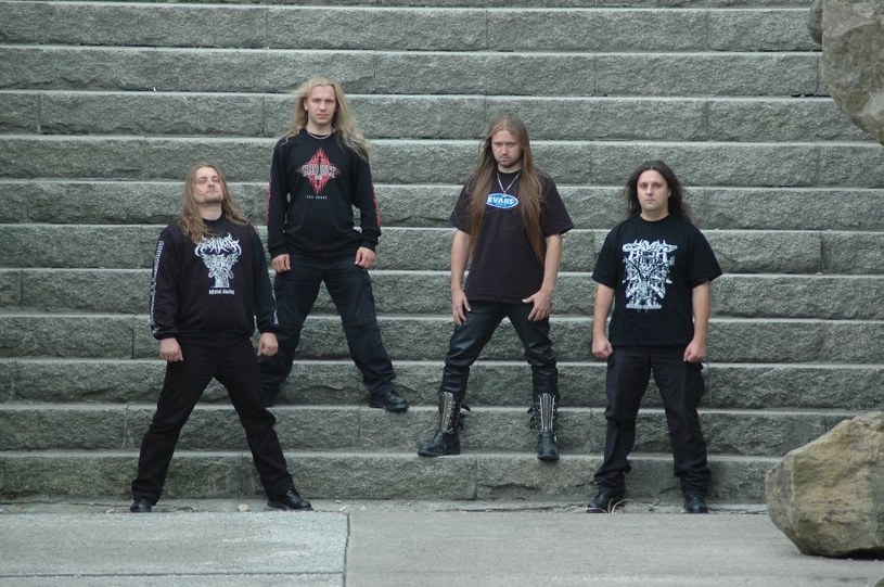 ​17 lutego na raka zmarł Mariusz Kilian perkusista i lider deathmetalowej grupy Convent z Lublina.