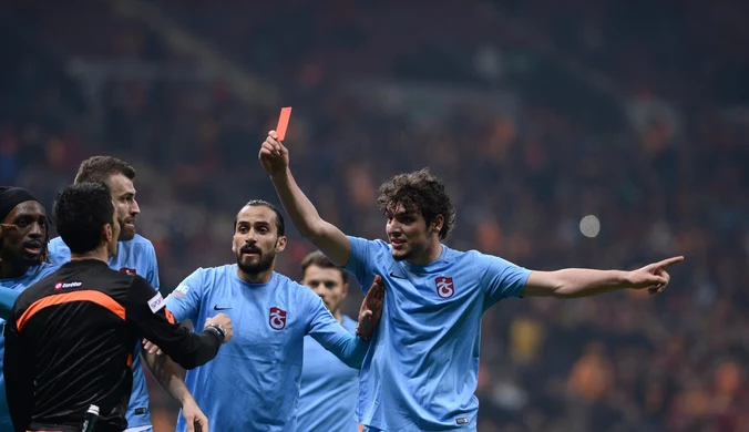 Cztery czerwone kartki w meczu Galatasaray Stambuł - Trabzonspor
