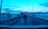 Odśnieżanie samochodu. On zrobił to źle