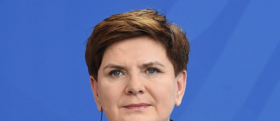 W piątek o godz. 5:30 w gmachu Kancelarii Prezesa Rady Ministrów odbędzie się konferencja, na której Beata Szydło podsumuje 100 dni pracy swego gabinetu - dowiedziała się Polska Agencja Prasowa. Następnie premier odwiedzi różne miejscowości - będzie się spotykała m.in. z pracownikami zakładów i rodzinami. W ciągu dnia oddzielne konferencje będą zwoływać ministrowie, którzy podsumują działania swoich 